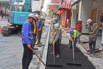 │焦點新聞│力推綠色工法 華夏路試填冷拌再生混凝土